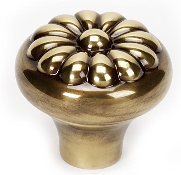 Bella 1 1/4" Knob
