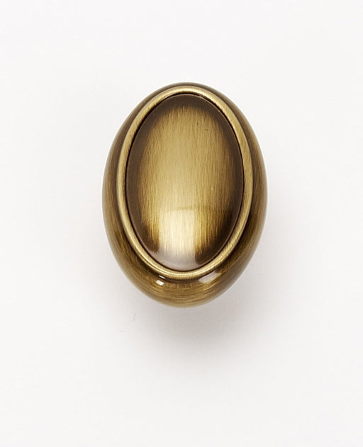 Classic Traditional 1 1/2" Knob